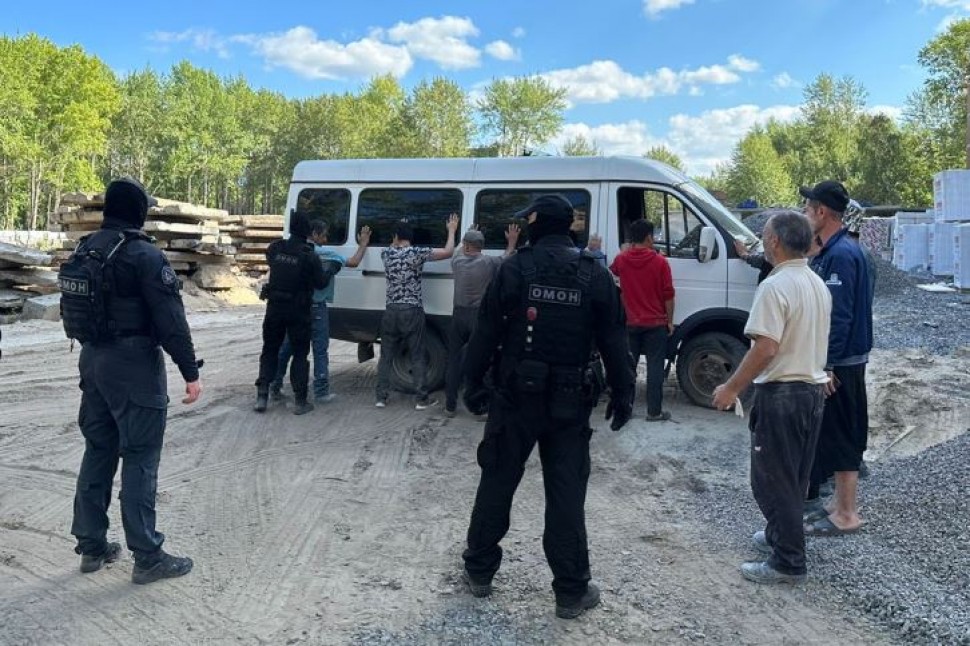 При участии ОМОН «Скорпион» Росгвардии выявлены нарушители миграционного законодательства в Архангельске